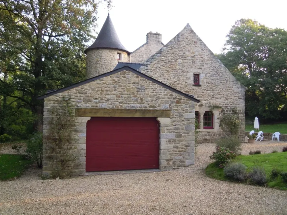 Batiment pierre garage