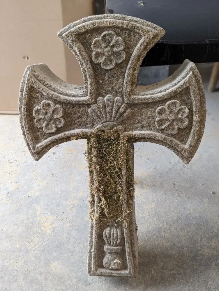 Croix celte stylisee